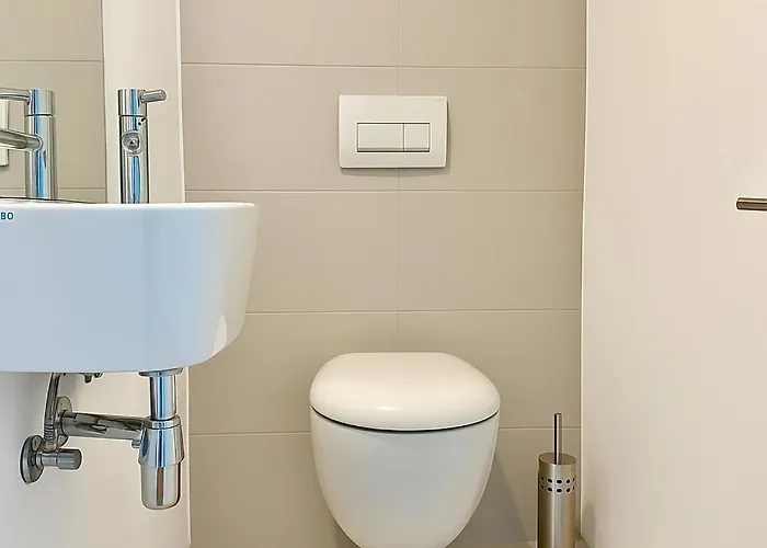 Modern With Free Parking